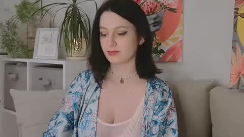 Lucy online show from February 15, 2025, 7:06 pm