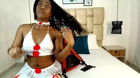 Snapshot of lucytaylor_t chatting on December 1, 2025, 12:10 pm lucytaylor_t online show from December 1, 2025, 12:10 pm