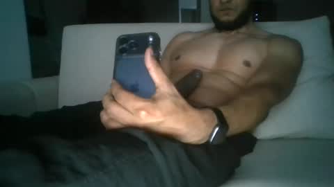luhizu87871987 online show from July 15, 2026, 4:51 am