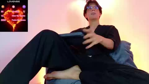 Lui online show from March 20, 2026, 4:17 am