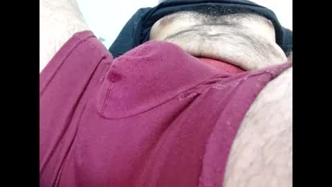 Snapshot of luis2988z chatting on May 13, 2026, 2:09 am Hairyman online show from May 13, 2026, 2:09 am