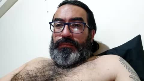 Snapshot of luis2988z chatting on June 22, 2026, 2:57 am Hairyman online show from June 22, 2026, 2:57 am
