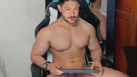luis_baptista online show from September 20, 2025, 4:35 am