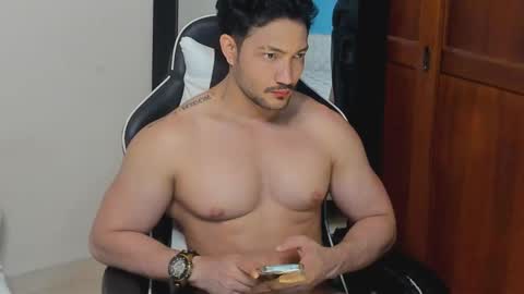 luis_baptista online show from December 16, 2025, 3:00 am