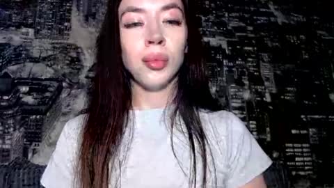Snapshot of luisa_domina chatting on July 19, 2026, 3:27 pm luisa lovedom online show from July 19, 2026, 3:27 pm