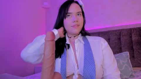 Luisa Giraldo online show from September 22, 2025, 11:34 am