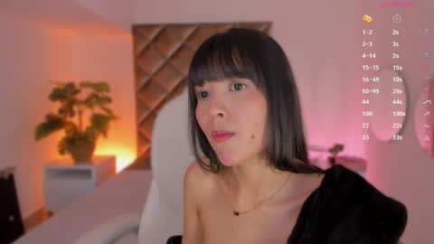 Snapshot of luisah_ chatting on September 22, 2025, 7:49 pm L U I S A online show from September 22, 2025, 7:49 pm