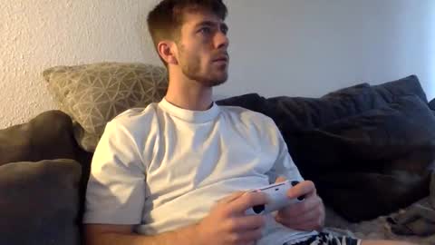 Snapshot of luisbadx chatting on December 5, 2025, 9:51 am Luis Badx online show from December 5, 2025, 9:51 am