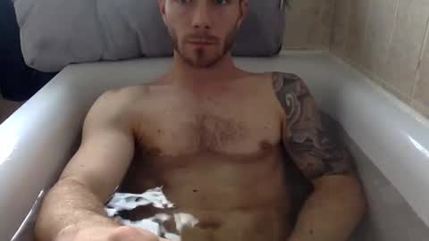 Snapshot of luisbadx chatting on January 11, 2026, 11:59 am Luis Badx online show from January 11, 2026, 11:59 am