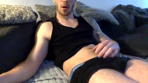 Snapshot of luisbadx chatting on February 6, 2026, 8:18 am Luis Badx online show from February 6, 2026, 8:18 am