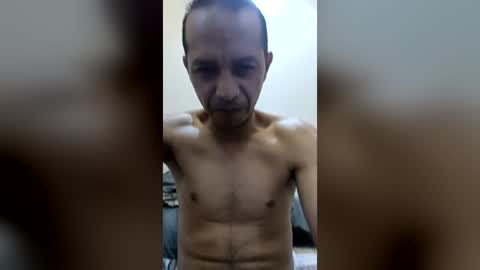 luiset_24 online show from July 10, 2026, 1:54 am