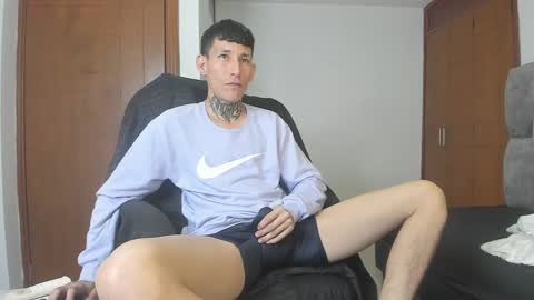 lujuriau_u online show from September 25, 2025, 3:54 am