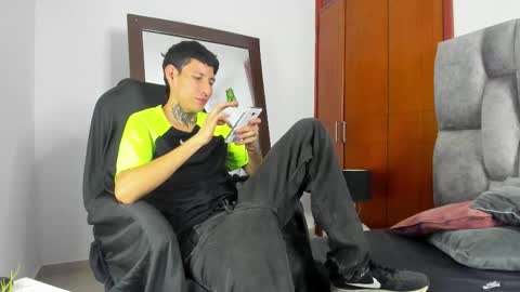 lujuriau_u online show from October 12, 2025, 4:00 am