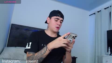 Snapshot of luka_castlehot chatting on October 16, 2025, 4:35 am Luka Castle online show from October 16, 2025, 4:35 am