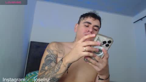 Snapshot of luka_castlehot chatting on November 4, 2025, 3:27 am Luka Castle online show from November 4, 2025, 3:27 am