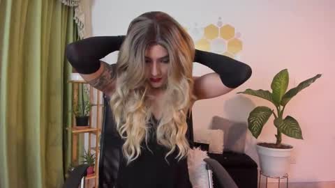 Snapshot of lukacastillo chatting on February 12, 2026, 4:07 am Luka Castillo online show from February 12, 2026, 4:07 am