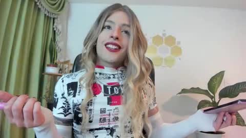 Snapshot of lukacastillo chatting on February 20, 2026, 3:14 am Luka Castillo online show from February 20, 2026, 3:14 am