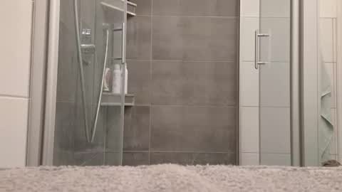 Snapshot of lukasschoetz chatting on September 22, 2025, 11:45 am lukasschoetz online show from September 22, 2025, 11:45 am