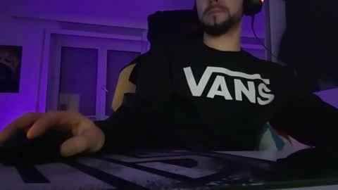 lukasschoetz online show from February 15, 2026, 6:37 pm