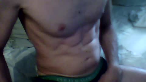 Snapshot of luke983 chatting on July 17, 2026, 5:40 pm luke983 online show from July 17, 2026, 5:40 pm
