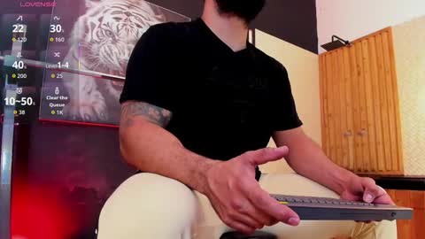 LUKE online show from November 25, 2025, 11:32 am