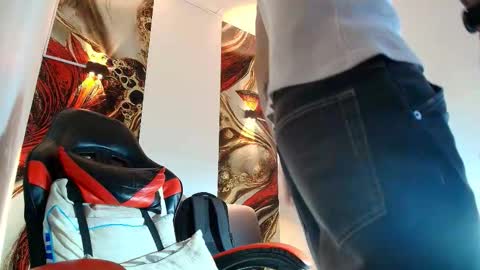 LUKE online show from March 20, 2026, 12:54 pm