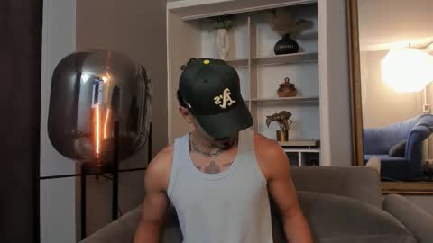 Luke Taylor online show from October 29, 2025, 10:06 am