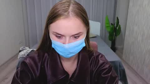 Snapshot of lukeriamoon chatting on October 7, 2025, 7:11 pm lukeriamoon online show from October 7, 2025, 7:11 pm