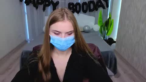 Snapshot of lukeriamoon chatting on October 30, 2025, 5:53 am lukeriamoon online show from October 30, 2025, 5:53 am