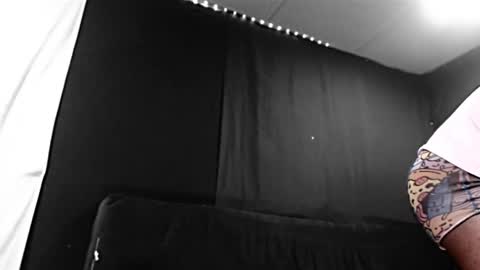 LulHbk online show from May 12, 2026, 1:58 am