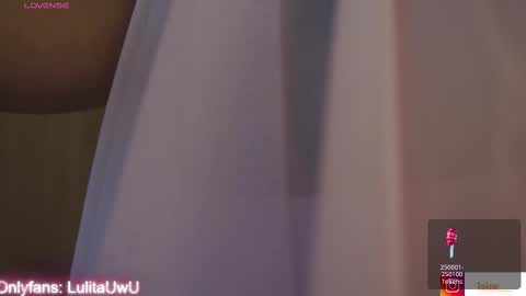 lulitauwu online show from February 27, 2025, 2:42 am