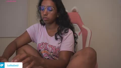 lulitauwu online show from October 21, 2025, 3:07 am