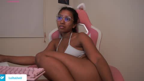 lulitauwu online show from October 23, 2025, 3:06 am