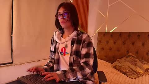 Cookie  online show from March 27, 2026, 5:35 am