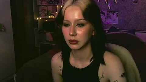 lullypopa online show from April 8, 2026, 12:49 pm