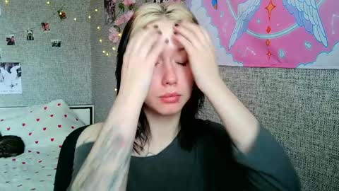 lullypopa online show from April 11, 2026, 5:34 am