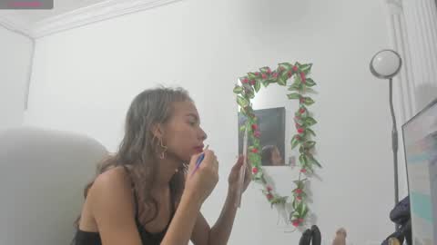 Lulu online show from January 14, 2025, 7:53 pm