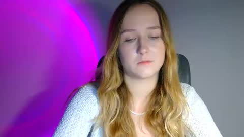 Lulu Baby18 online show from November 30, 2025, 1:37 pm