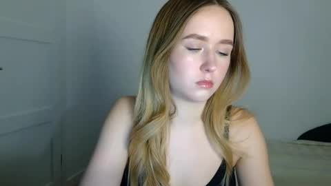 Lulu Baby18 online show from February 8, 2026, 6:22 pm