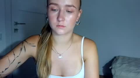 Snapshot of lulu_baby1 chatting on July 29, 2026, 7:12 pm Lulu Baby18 online show from July 29, 2026, 7:12 pm