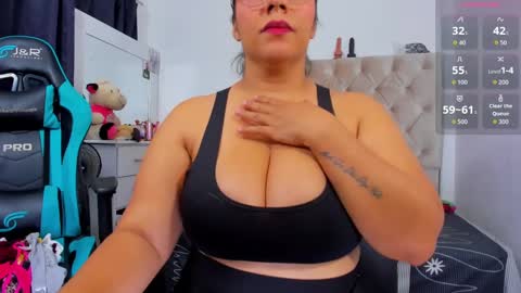 Snapshot of lulu_f1 chatting on November 14, 2025, 8:29 pm ferrer online show from November 14, 2025, 8:29 pm