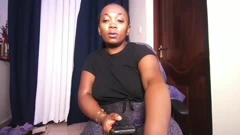 lulu_sparks1 online show from March 31, 2026, 5:13 pm