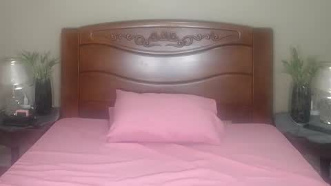 Snapshot of lulu_wild chatting on October 29, 2025, 11:34 am lulu_wild online show from October 29, 2025, 11:34 am