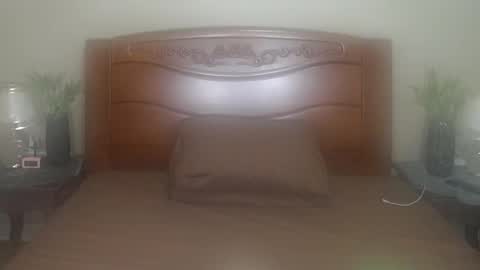 Snapshot of lulu_wild chatting on November 12, 2025, 10:26 am lulu_wild online show from November 12, 2025, 10:26 am