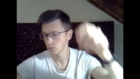 Andrew independent model 2000-0000 CET daily online show from February 19, 2026, 8:16 pm