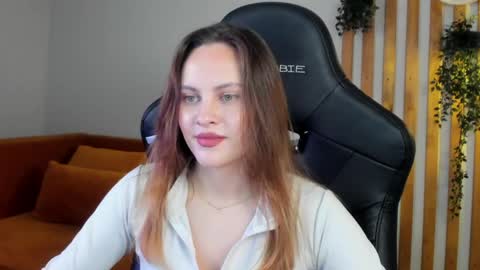 lumerisoren online show from May 26, 2026, 5:14 am