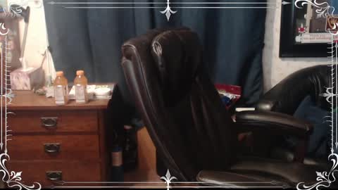 Snapshot of lump420 chatting on January 21, 2025, 6:22 am lump420 online show from January 21, 2025, 6:22 am