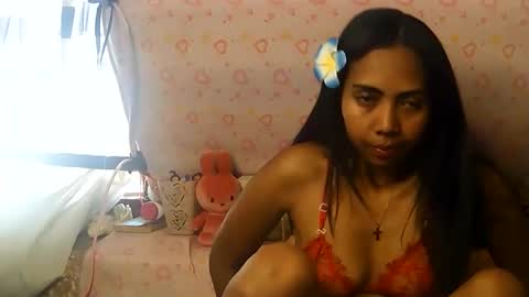 Snapshot of luna019 chatting on October 15, 2025, 5:40 am Luna online show from October 15, 2025, 5:40 am