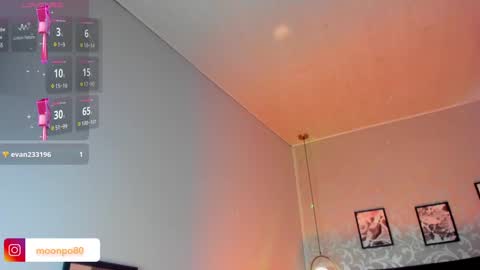     online show from December 5, 2024, 3:50 pm