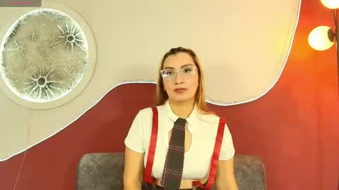 Snapshot of luna__velvet chatting on April 22, 2026, 12:18 pm luna__velvet online show from April 22, 2026, 12:18 pm